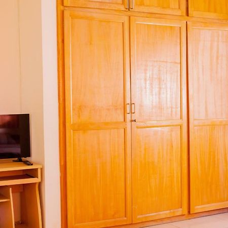 Charis Home Services Haatso Kültér fotó